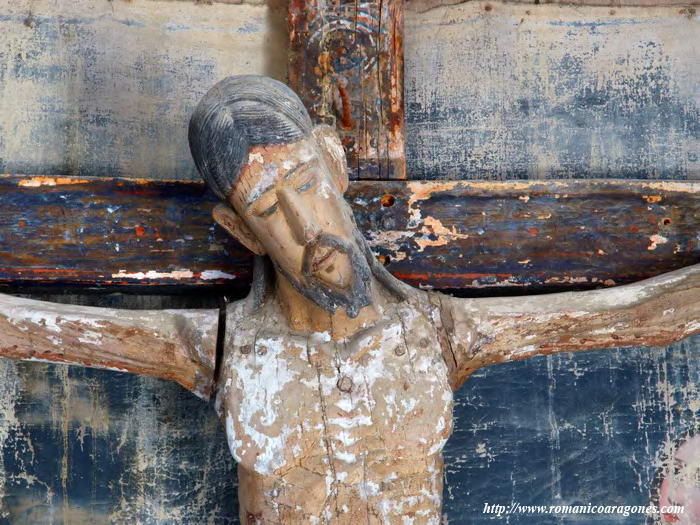 RESTOS DE DECORACI&Oacute;N EN LA CRUZ